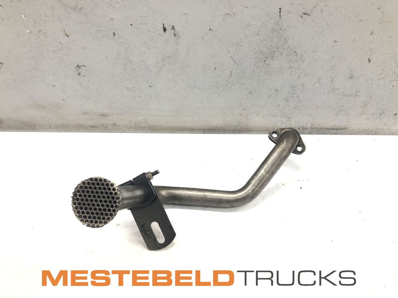 MAN Olie aanzuigleiding D0834 TGL - Moteur pour Camion: photos 1 MAN Olie aanzuigleiding D0834 TGL - Moteur pour Camion: photos 1