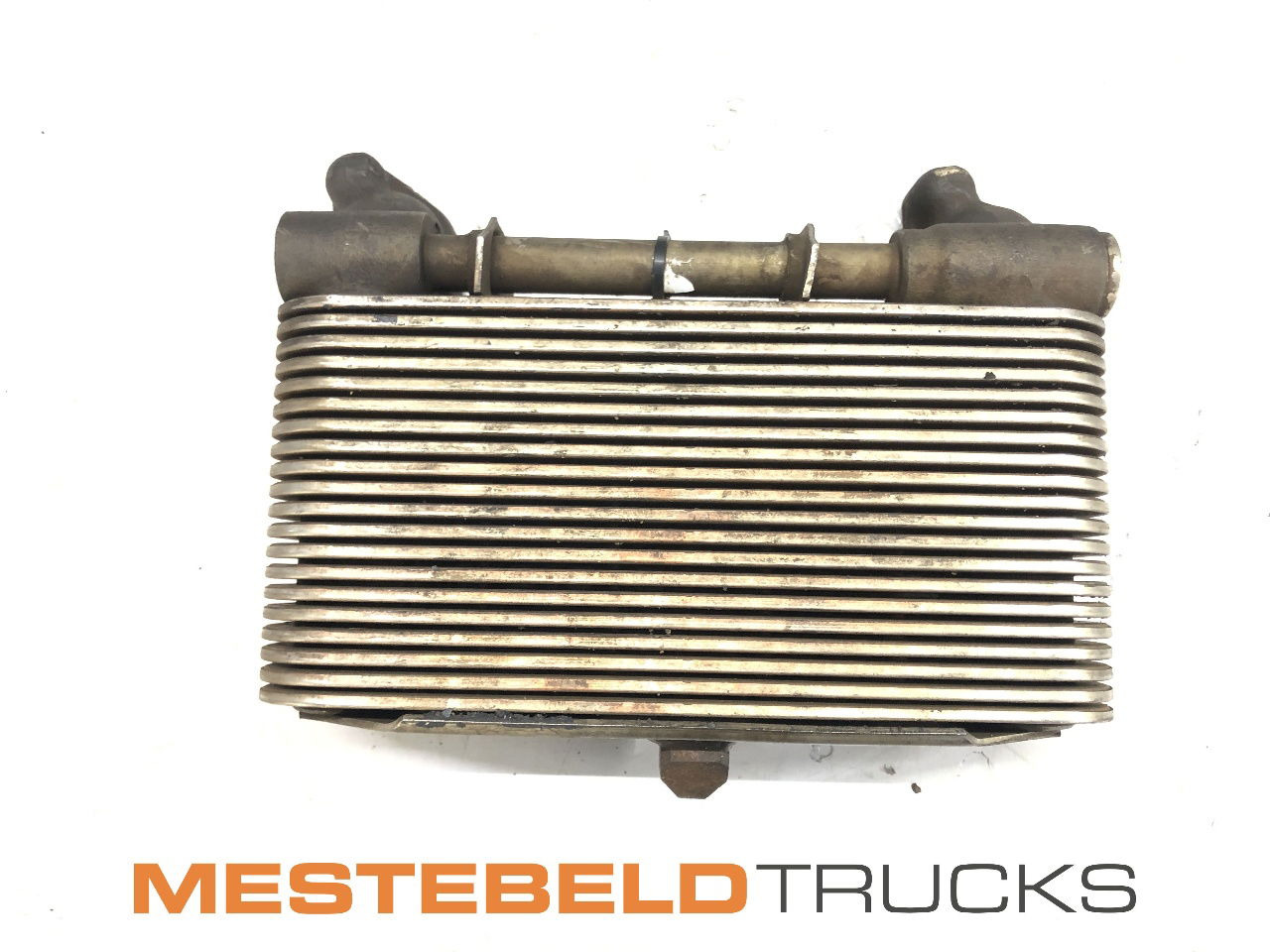 MAN Oliekoeler D2840 LF 04 - Moteur pour Camion: photos 1 MAN Oliekoeler D2840 LF 04 - Moteur pour Camion: photos 1