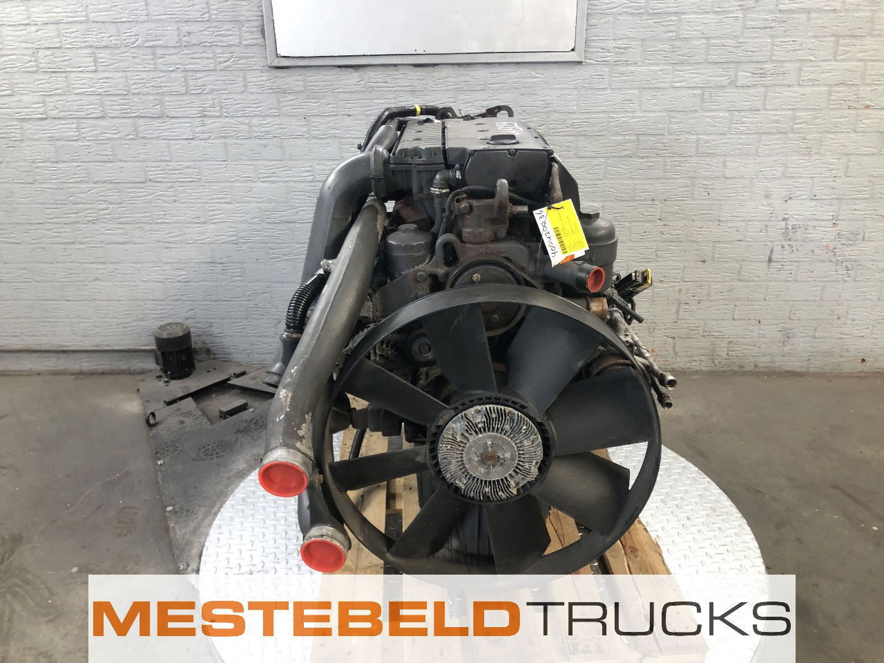 Mercedes-Benz Motor OM 924 LA - Moteur et pièces pour Camion: photos 4 Mercedes-Benz Motor OM 924 LA - Moteur et pièces pour Camion: photos 4