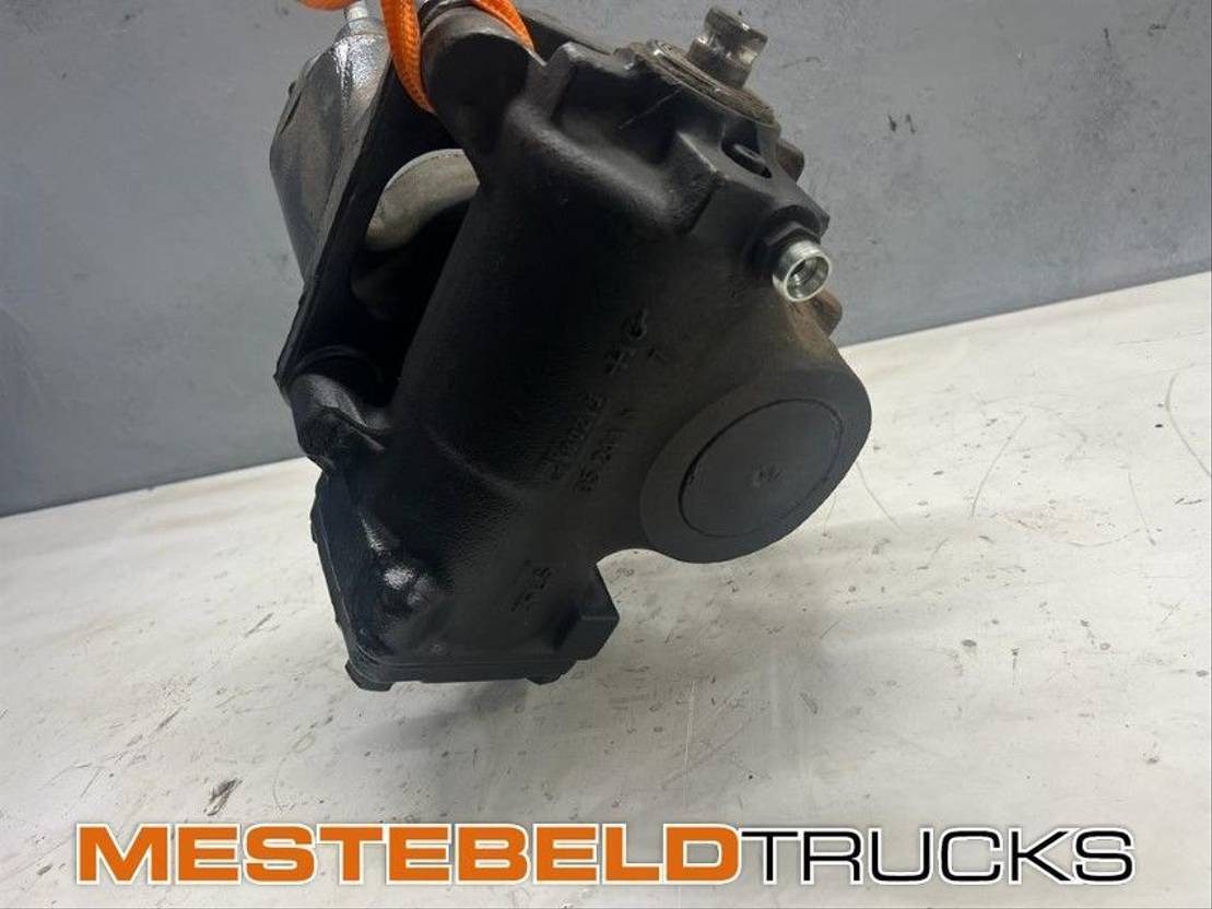 Renault Stuurhuis - Commande de gouvernail pour Camion: photos 1 Renault Stuurhuis - Commande de gouvernail pour Camion: photos 1