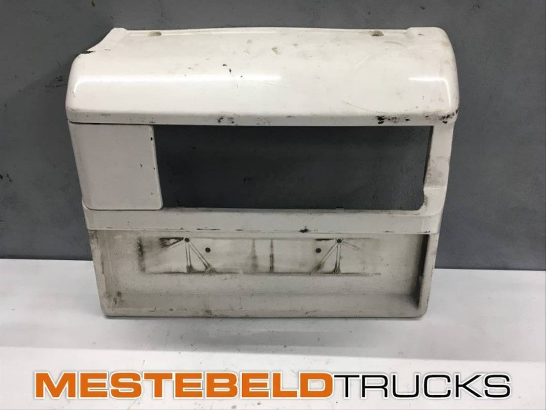 Scania Achterlichtpaneel rechts - Carrosserie et extérieur pour Camion: photos 1 Scania Achterlichtpaneel rechts - Carrosserie et extérieur pour Camion: photos 1