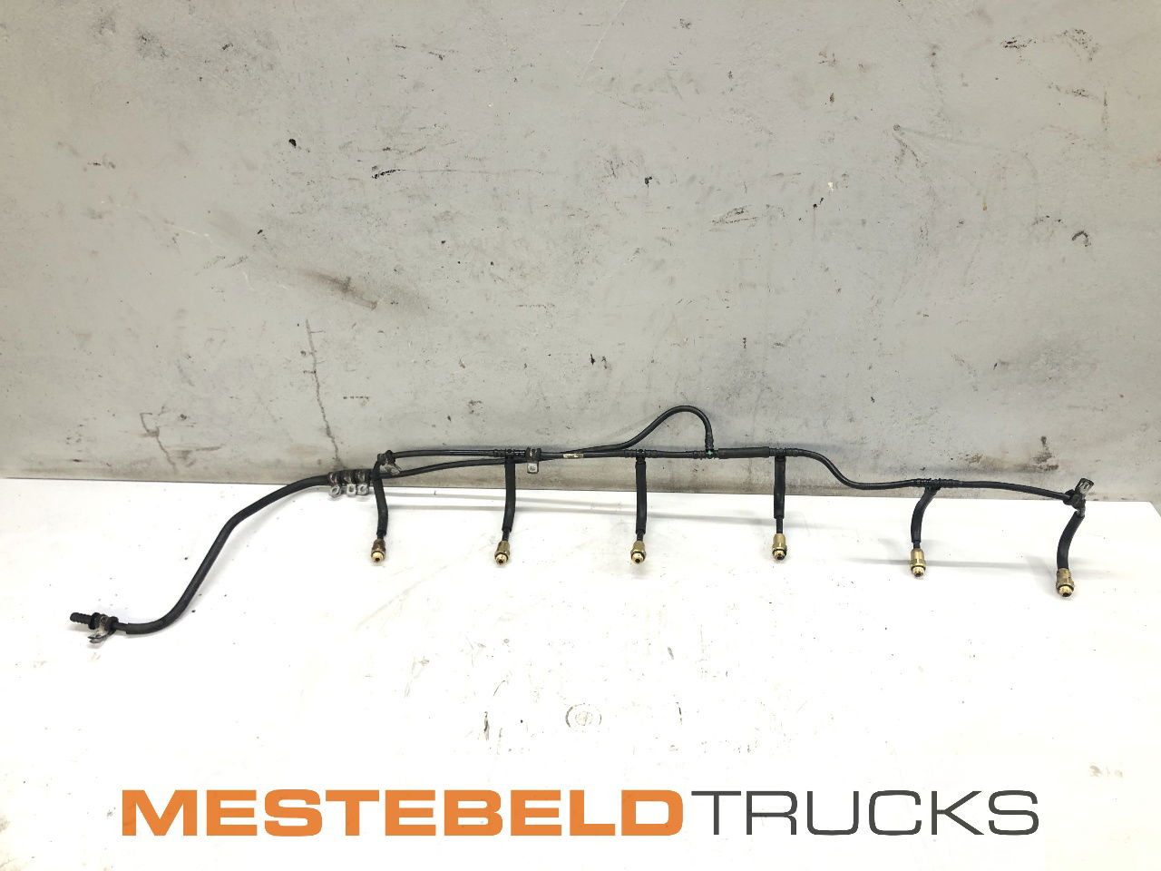 Scania Ontluchtingsleiding DC 13 116 - Système de refroidissement pour Camion: photos 1 Scania Ontluchtingsleiding DC 13 116 - Système de refroidissement pour Camion: photos 1