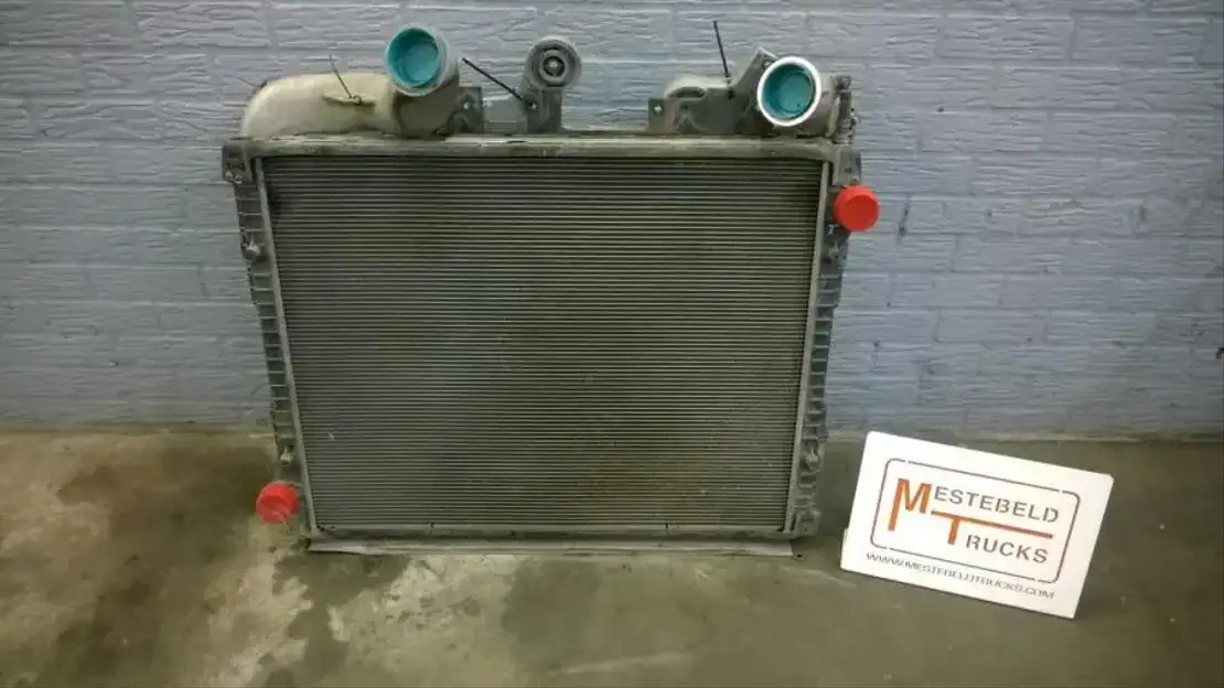 Scania R adiateur + intercooler - Système de refroidissement pour Camion: photos 1 Scania R adiateur + intercooler - Système de refroidissement pour Camion: photos 1