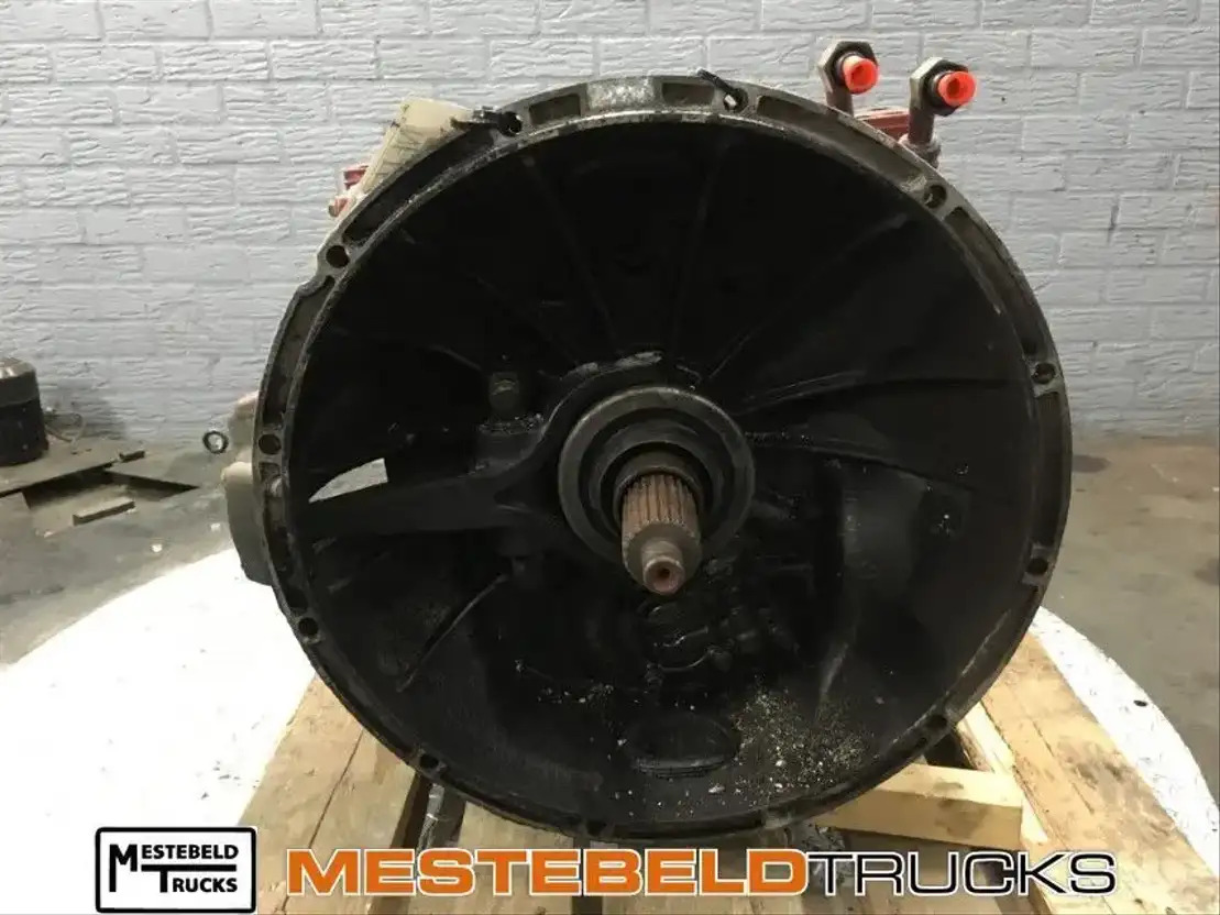Scania Versnellingsbak GRS 905 mechanisch - Boîte de vitesse et pièces pour Camion: photos 3 Scania Versnellingsbak GRS 905 mechanisch - Boîte de vitesse et pièces pour Camion: photos 3