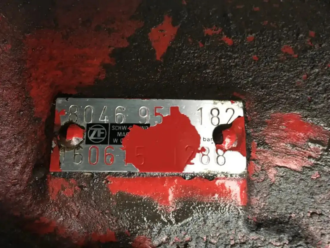 Steyr Stuurhuis - Commande de gouvernail pour Camion: photos 2 Steyr Stuurhuis - Commande de gouvernail pour Camion: photos 2