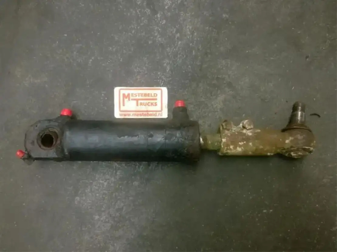 Terberg Stuurcilinder FL2850 - WDG1 - Commande de gouvernail pour Camion: photos 1 Terberg Stuurcilinder FL2850 - WDG1 - Commande de gouvernail pour Camion: photos 1