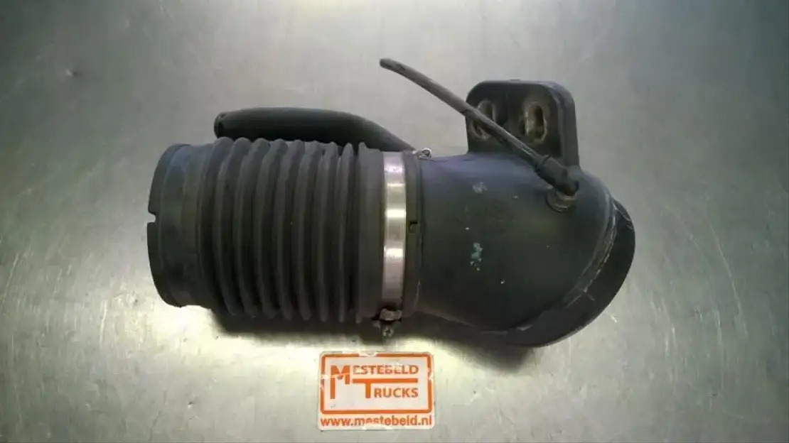 Volvo L uchtkanaal buis FE, FL - Système d'admission d'air pour Camion: photos 1 Volvo L uchtkanaal buis FE, FL - Système d'admission d'air pour Camion: photos 1