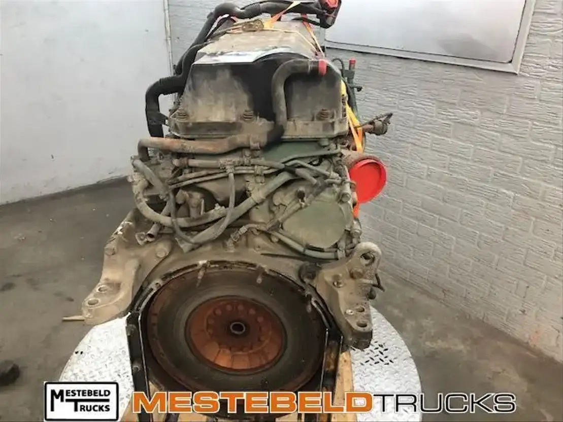 Volvo Motor D13A 480 EC6B - Moteur pour Camion: photos 3 Volvo Motor D13A 480 EC6B - Moteur pour Camion: photos 3