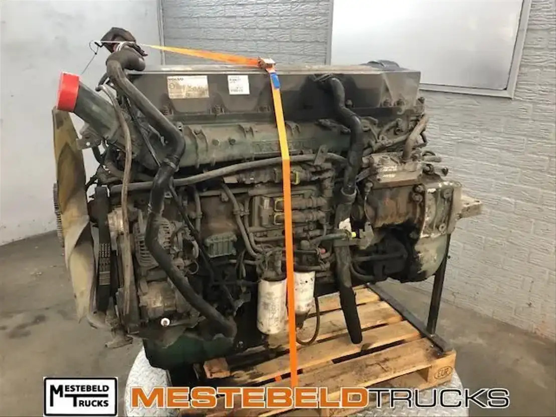 Volvo Motor D13A 480 EC6B - Moteur pour Camion: photos 2 Volvo Motor D13A 480 EC6B - Moteur pour Camion: photos 2