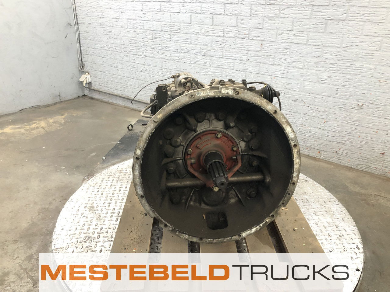 Volvo Versnellingsbak R1000 FL7 - Boîte de vitesse et pièces pour Camion: photos 2 Volvo Versnellingsbak R1000 FL7 - Boîte de vitesse et pièces pour Camion: photos 2