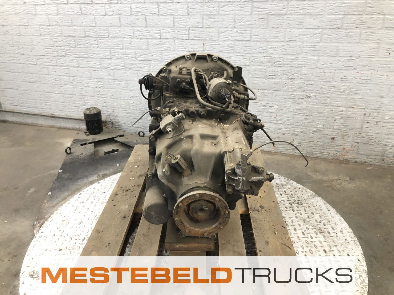 Volvo Versnellingsbak R1000 FL7 - Boîte de vitesse et pièces pour Camion: photos 4 Volvo Versnellingsbak R1000 FL7 - Boîte de vitesse et pièces pour Camion: photos 4