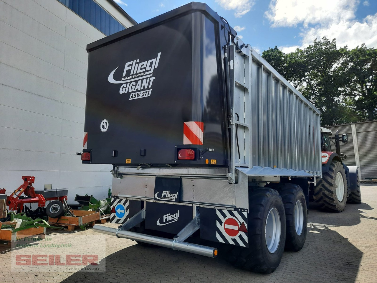 Fliegl ASW 271 C FOX Lenkachse 26,5" 35m³ - Autochargeuse: photos 5 Fliegl ASW 271 C FOX Lenkachse 26,5" 35m³ - Autochargeuse: photos 5