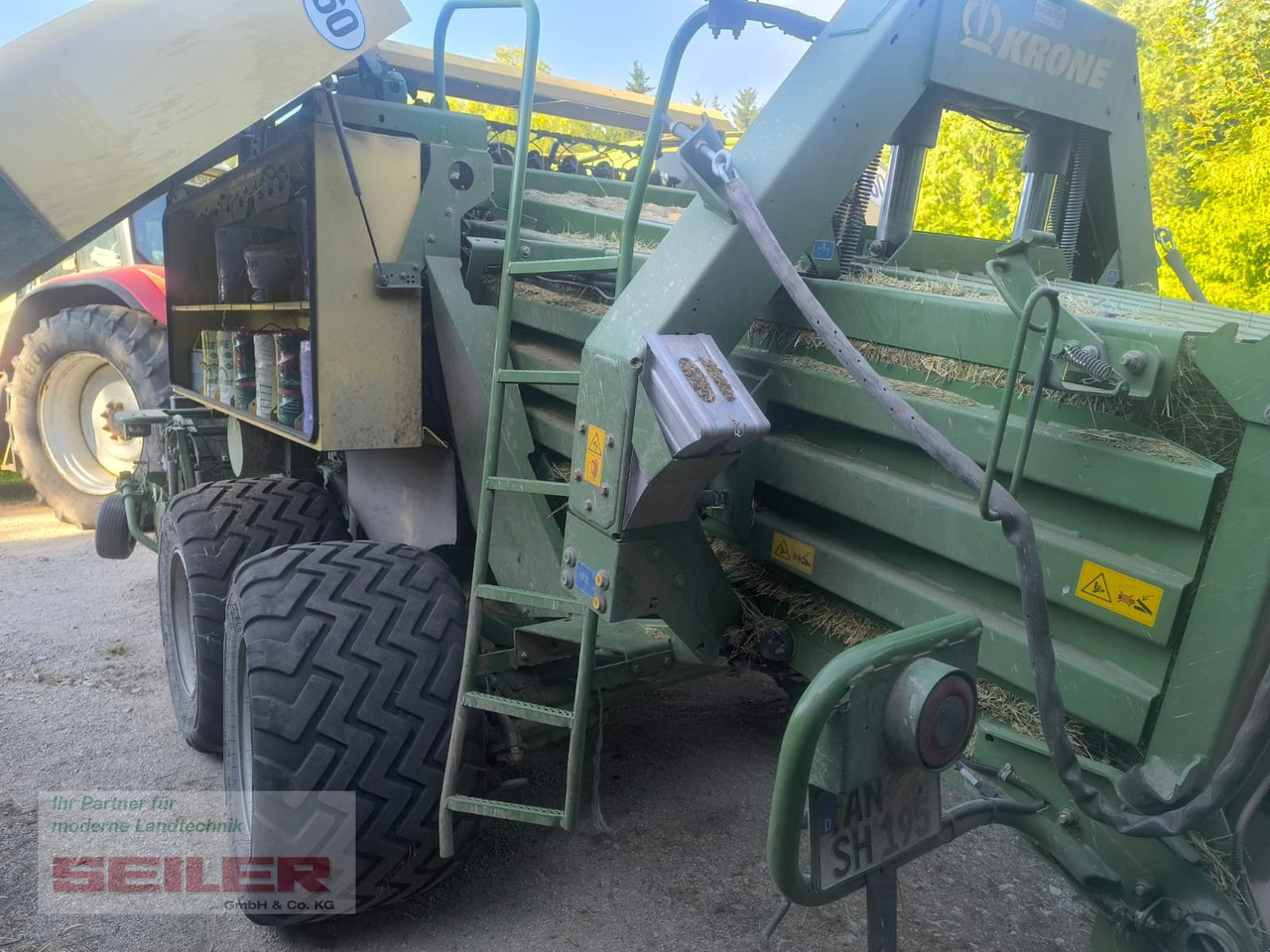 Krone Big Pack 1270 XC - Presse à balles cubiques: photos 4 Krone Big Pack 1270 XC - Presse à balles cubiques: photos 4
