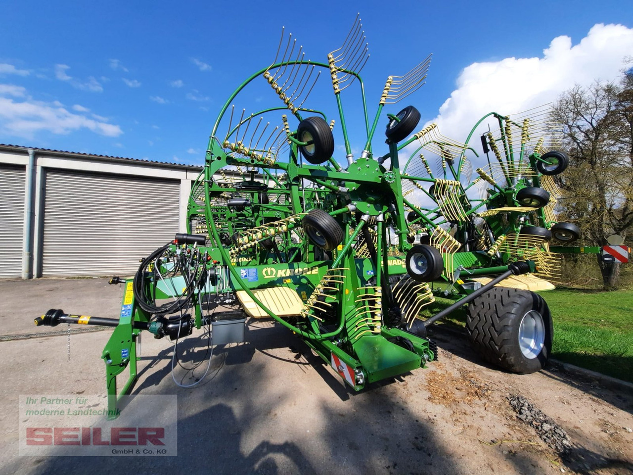 Krone Swadro TC 1250 - Faneuse: photos 2 Krone Swadro TC 1250 - Faneuse: photos 2