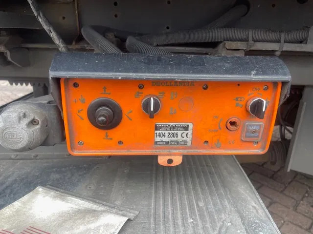 Semi-remorque frigorifique Krone CARRIER VECTOR 1950 NL-TRAILER 3 AXELS: photos 16