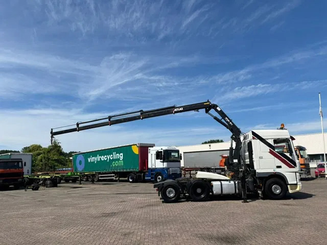 DAF XF 95.380 6X2 Manual-Gear 15T Crane Euro 4 - Tracteur routier: photos 2 DAF XF 95.380 6X2 Manual-Gear 15T Crane Euro 4 - Tracteur routier: photos 2