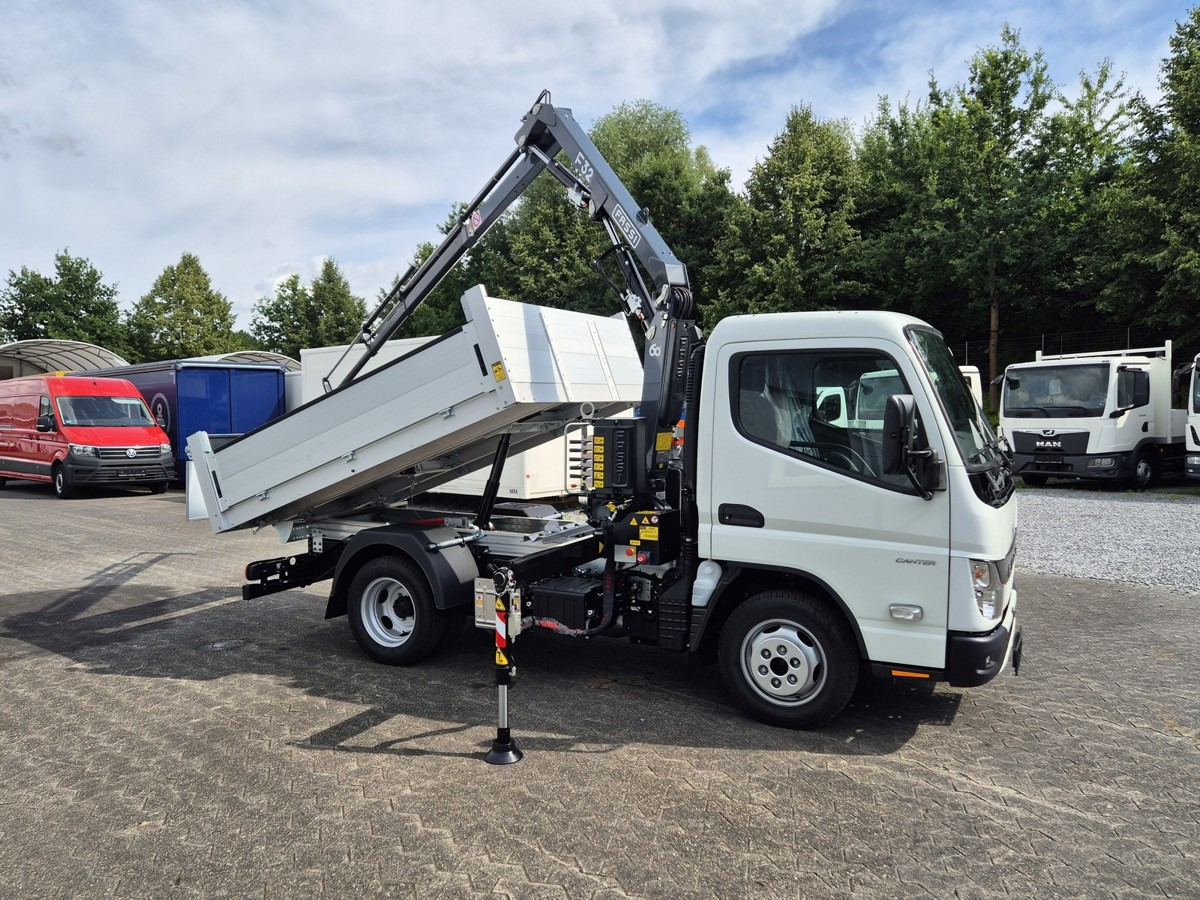 FUSO 3S15 Kipper mit Ladekran Funk 3x hydr. Kran - Utilitaire benne: photos 3 FUSO 3S15 Kipper mit Ladekran Funk 3x hydr. Kran - Utilitaire benne: photos 3