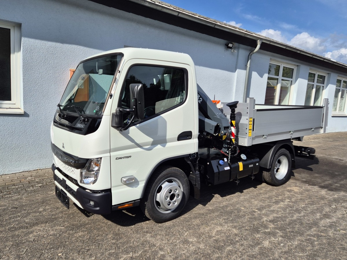 FUSO 3S15 Kipper mit Ladekran Funk 3x hydr. Kran - Utilitaire benne: photos 4 FUSO 3S15 Kipper mit Ladekran Funk 3x hydr. Kran - Utilitaire benne: photos 4