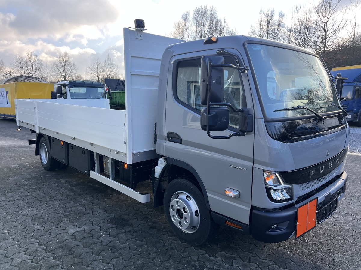 FUSO Canter 7C18 Gastransport ADR Gefahrgut Pritsche - Utilitaire plateau: photos 3 FUSO Canter 7C18 Gastransport ADR Gefahrgut Pritsche - Utilitaire plateau: photos 3