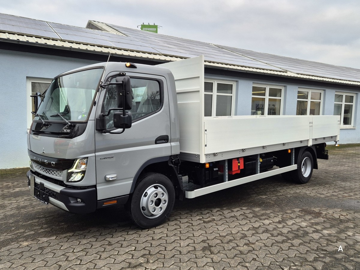 FUSO Canter 7C18 Gastransport ADR Gefahrgut Pritsche - Utilitaire plateau: photos 1 FUSO Canter 7C18 Gastransport ADR Gefahrgut Pritsche - Utilitaire plateau: photos 1