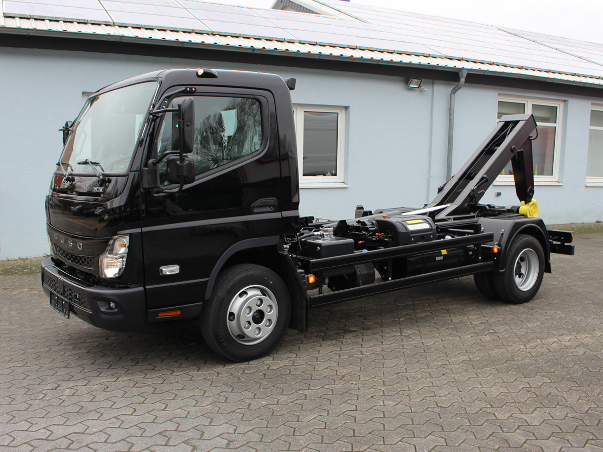 FUSO Canter FUSO 9C18 City Abrollkipper Hooklift Bla - Camion ampliroll, Camion grue: photos 3 FUSO Canter FUSO 9C18 City Abrollkipper Hooklift Bla - Camion ampliroll, Camion grue: photos 3