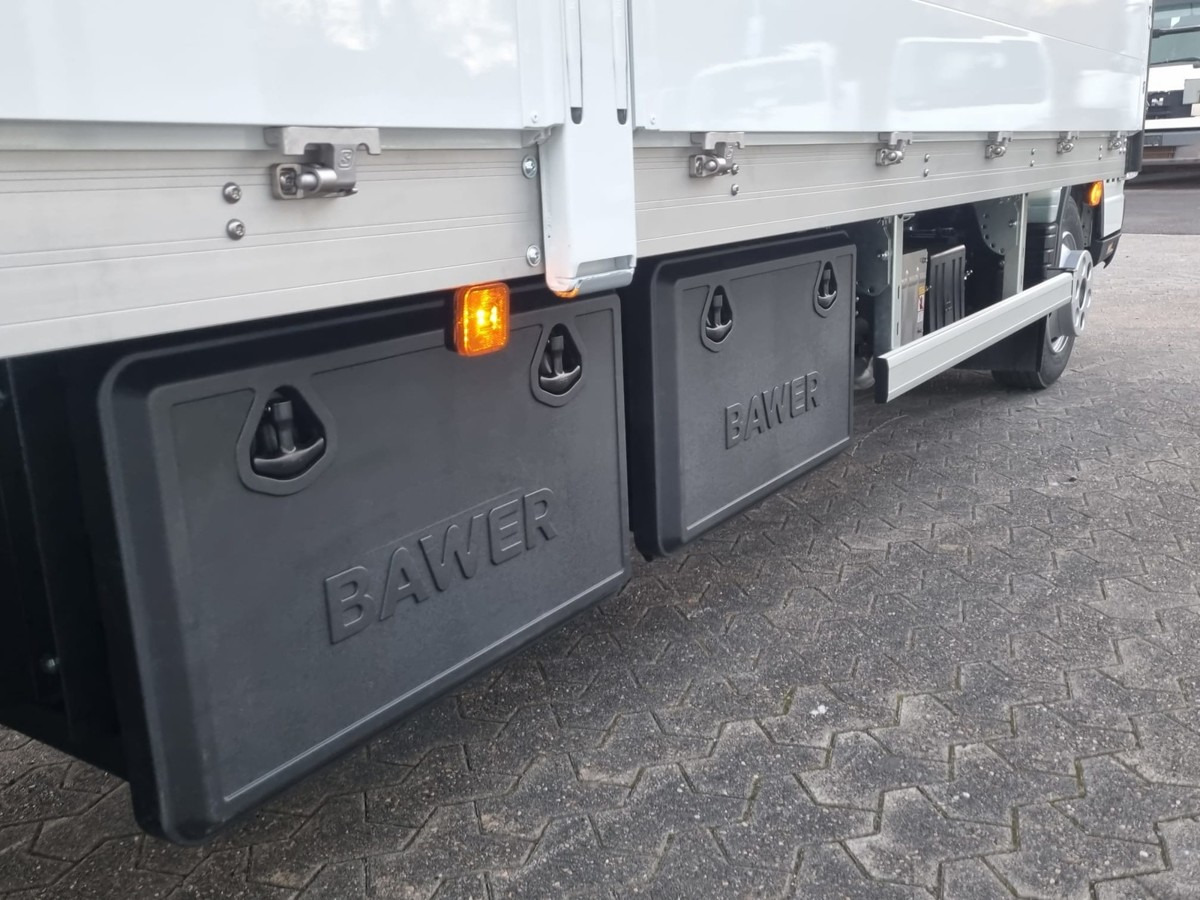 Camion plateau neuf FUSO FUSO 9C18 Canter Alu Pritsche 6.1m NL 5000kg!: photos 14 Camion plateau neuf FUSO FUSO 9C18 Canter Alu Pritsche 6.1m NL 5000kg!: photos 14