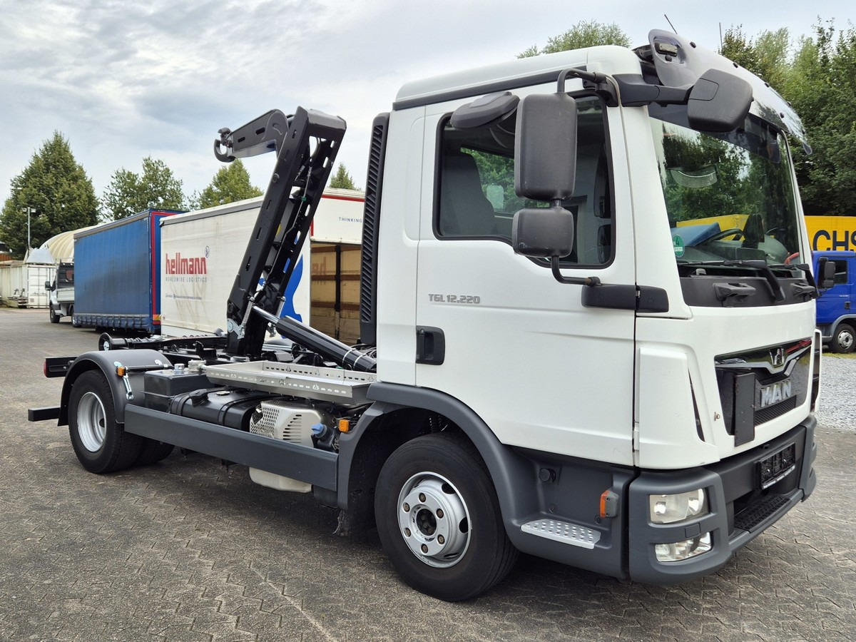 Camion ampliroll MAN TGL 12.250 BL City Abrollkipper AHK Euro 6: photos 6