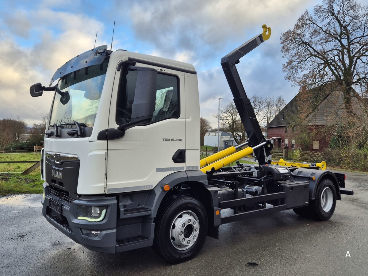 MAN TGM 15.290 BL Abrollkipper PowerMatic Standheiz. - Camion ampliroll: photos 1 MAN TGM 15.290 BL Abrollkipper PowerMatic Standheiz. - Camion ampliroll: photos 1