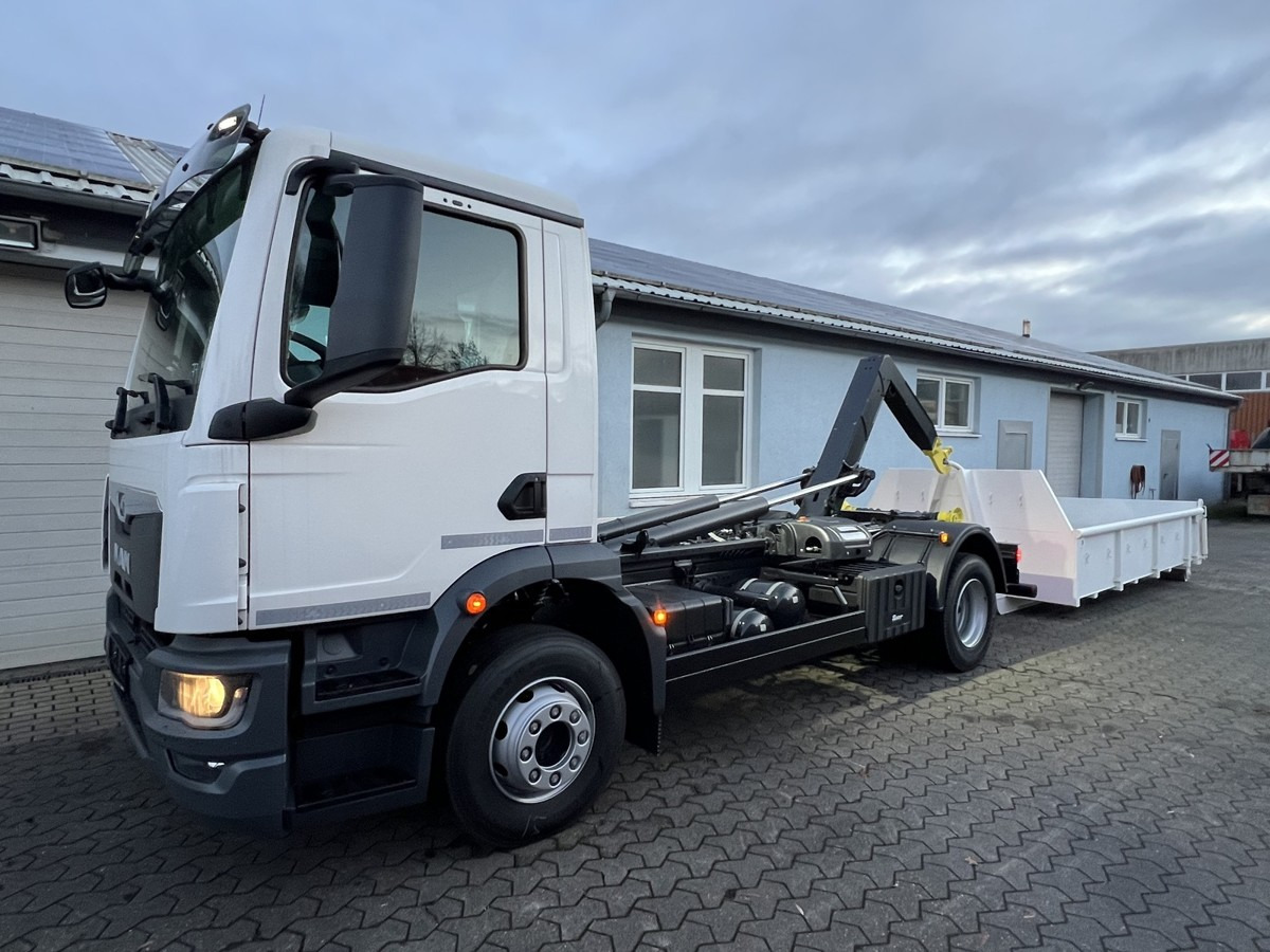 MAN TGM 15.290 BL Abrollkipper PowerMatic Standheiz. - Camion ampliroll: photos 5 MAN TGM 15.290 BL Abrollkipper PowerMatic Standheiz. - Camion ampliroll: photos 5