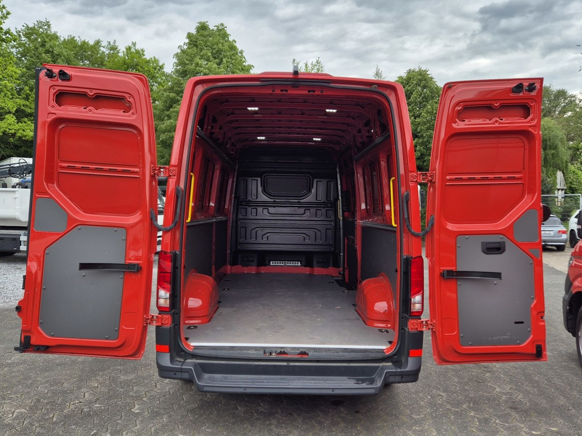 VW Crafter 35 Maxi L4H3 1Hand PDC Kamera - Fourgon utilitaire: photos 4 VW Crafter 35 Maxi L4H3 1Hand PDC Kamera - Fourgon utilitaire: photos 4