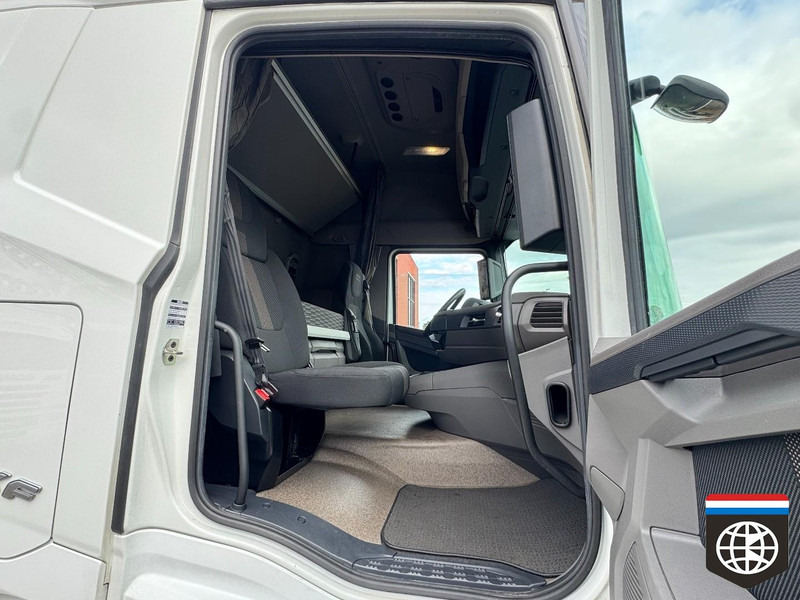 DAF XF 480 FT NGD Space cab - Euro 6 D - Mirror Cams - Tracteur routier: photos 5 DAF XF 480 FT NGD Space cab - Euro 6 D - Mirror Cams - Tracteur routier: photos 5