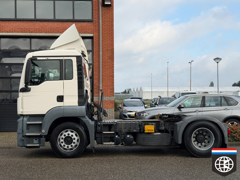 MAN TGS 18.360 3 SEATS / HOLLAND TRUCK - Tracteur routier: photos 3 MAN TGS 18.360 3 SEATS / HOLLAND TRUCK - Tracteur routier: photos 3