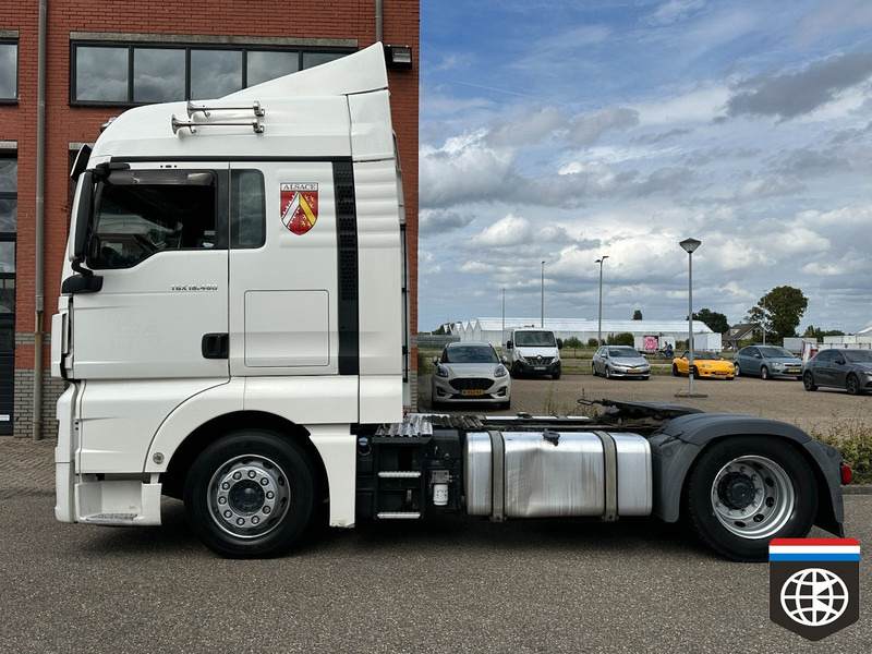 MAN TGX 18 480 RETARDER / CLEAN TRUCK / 2x TANK / NIGHT AC - Tracteur routier: photos 3 MAN TGX 18 480 RETARDER / CLEAN TRUCK / 2x TANK / NIGHT AC - Tracteur routier: photos 3