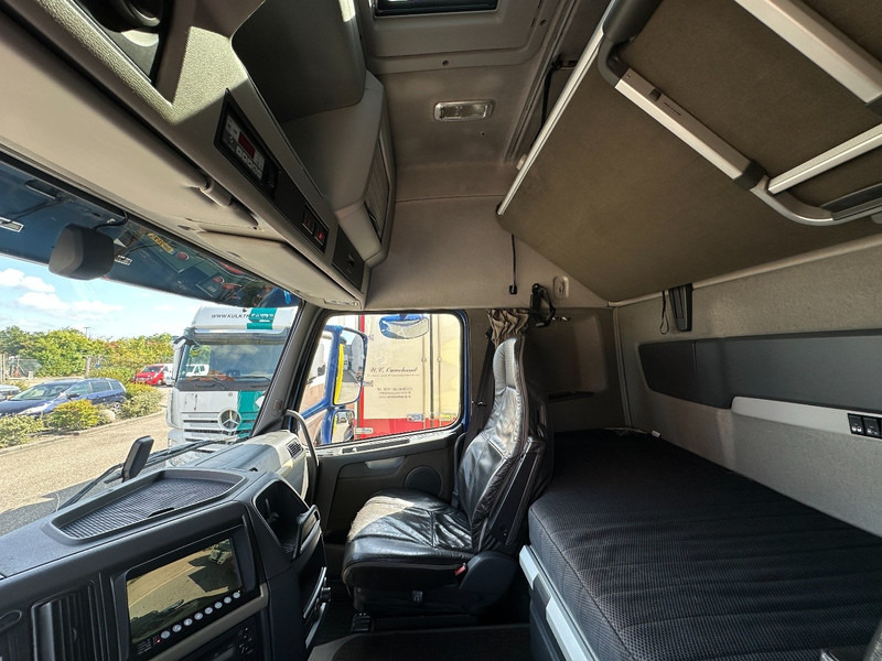 Volvo FH 460 EEV 4X2 HORSES / RACE TEAM / HOLLAND TRUCK en crédit-bail Volvo FH 460 EEV 4X2 HORSES / RACE TEAM / HOLLAND TRUCK: photos 11