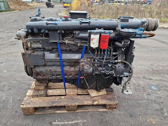 MAN D2866E - Engins de chantier: photos 2 MAN D2866E - Engins de chantier: photos 2