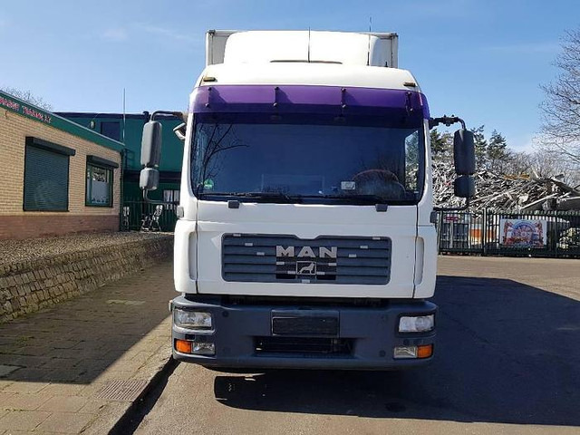 MAN TGL 12.210 4x2 BL - Camion fourgon: photos 2 MAN TGL 12.210 4x2 BL - Camion fourgon: photos 2