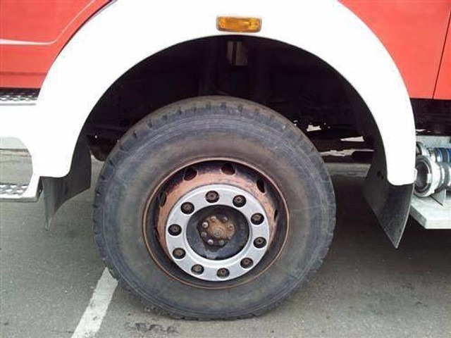 Mercedes-Benz 1019 AF 36 - Camion de pompier: photos 5 Mercedes-Benz 1019 AF 36 - Camion de pompier: photos 5