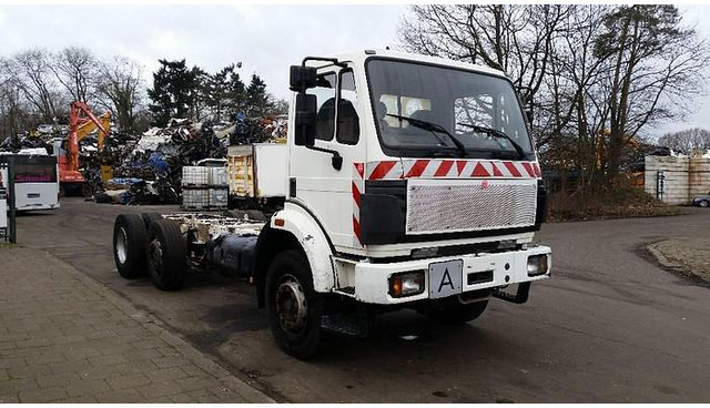 Mercedes-Benz 2524 L - Châssis cabine: photos 3 Mercedes-Benz 2524 L - Châssis cabine: photos 3