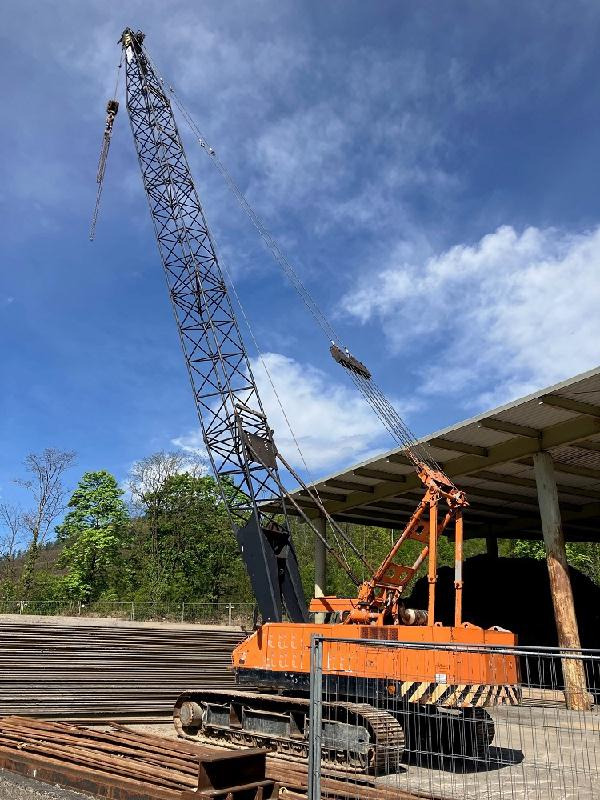 HITACHI KH180-3 - Grue sur chenilles: photos 1 HITACHI KH180-3 - Grue sur chenilles: photos 1
