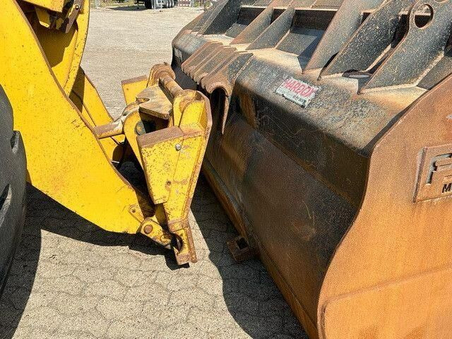 Caterpillar 966M, Hydr. S.W.S., Pfreundt, Ladeschaufel,Klima - Chargeuse sur pneus: photos 2 Caterpillar 966M, Hydr. S.W.S., Pfreundt, Ladeschaufel,Klima - Chargeuse sur pneus: photos 2