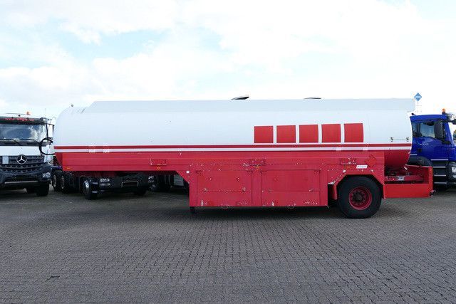 Lindner & Fischer, 23.550ltr., 3 Kammern, BPW - Semi-remorque citerne: photos 2 Lindner & Fischer, 23.550ltr., 3 Kammern, BPW - Semi-remorque citerne: photos 2