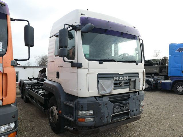 MAN 26.440 TGA BL 6x2, Hiab XR21S59, Klima,Lenk-Lift - Camion ampliroll: photos 2 MAN 26.440 TGA BL 6x2, Hiab XR21S59, Klima,Lenk-Lift - Camion ampliroll: photos 2