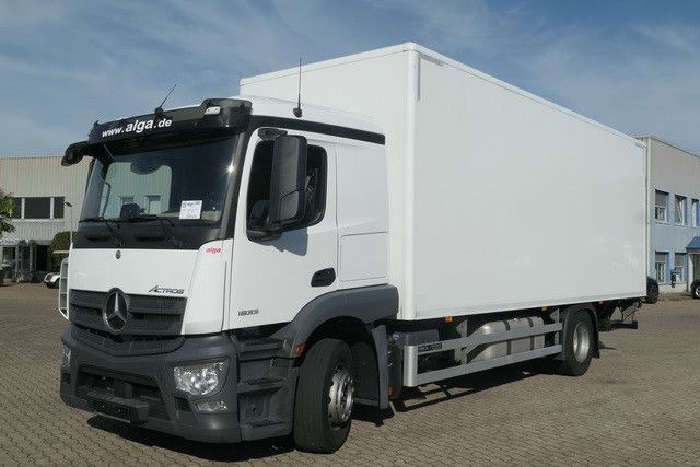 Mercedes-Benz 1833 L Actros 4x2, LBW, AHK, 7.340mm lang, Klima - Camion fourgon: photos 4 Mercedes-Benz 1833 L Actros 4x2, LBW, AHK, 7.340mm lang, Klima - Camion fourgon: photos 4