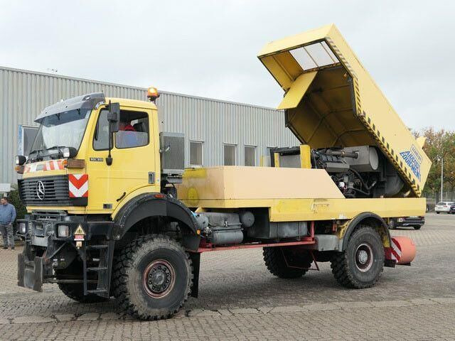 Mercedes-Benz 1838 AK 4x4, Allrad, Kehrmaschine Schmidt - Balayeuse de voirie: photos 5 Mercedes-Benz 1838 AK 4x4, Allrad, Kehrmaschine Schmidt - Balayeuse de voirie: photos 5