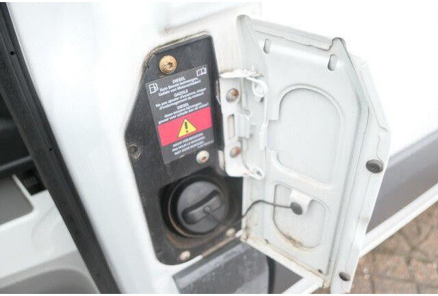 Fourgonnette Mercedes-Benz 213 CDI Sprinter 4x2, Klima, 3. Sitz, Holzausbau: photos 11