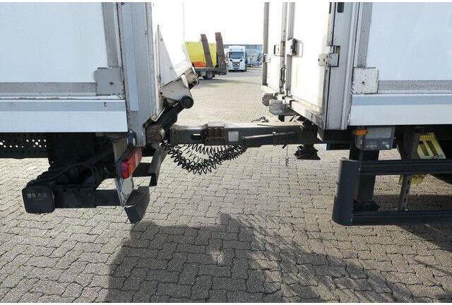 Mercedes-Benz 2543 L Antos 6x2, 37 Paletten, Kompl. Zug, TOP - Camion frigorifique: photos 5 Mercedes-Benz 2543 L Antos 6x2, 37 Paletten, Kompl. Zug, TOP - Camion frigorifique: photos 5