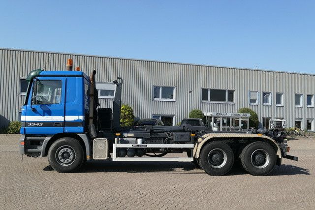 Mercedes-Benz 3343 Actros 6x4, Multilift LHS26056, Klima, AHK - Camion ampliroll: photos 4 Mercedes-Benz 3343 Actros 6x4, Multilift LHS26056, Klima, AHK - Camion ampliroll: photos 4