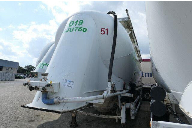 SPITZER SF 2743 PI, Zement, Alu-Felgen, 43m³, 1 Kammer - Semi-remorque citerne: photos 2 SPITZER SF 2743 PI, Zement, Alu-Felgen, 43m³, 1 Kammer - Semi-remorque citerne: photos 2