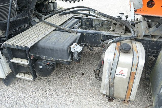 MAN 18.460 TGS 4x2, Intarder, Hydr., Schlafliege, AC - Tracteur routier: photos 5 MAN 18.460 TGS 4x2, Intarder, Hydr., Schlafliege, AC - Tracteur routier: photos 5