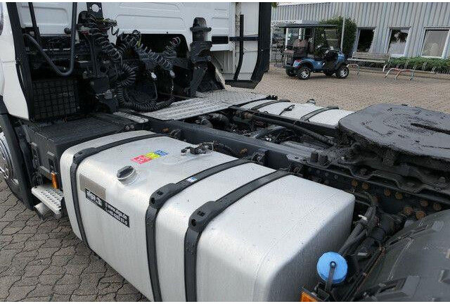 Scania R410 4x2, Retarder, Hydr., 2x Tank, Klima - Tracteur routier: photos 4 Scania R410 4x2, Retarder, Hydr., 2x Tank, Klima - Tracteur routier: photos 4